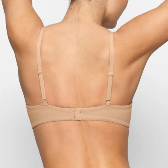 SKIMS Underwire Push Up Bra 38C - Picture 11 of 11
